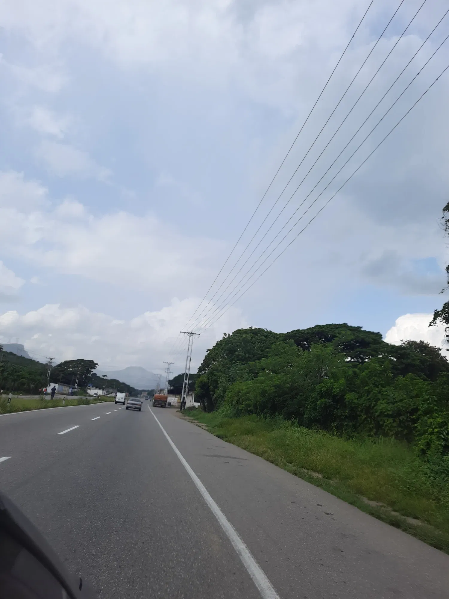 ZN8ta1NW0QlQncm3_20250829_100555.webp