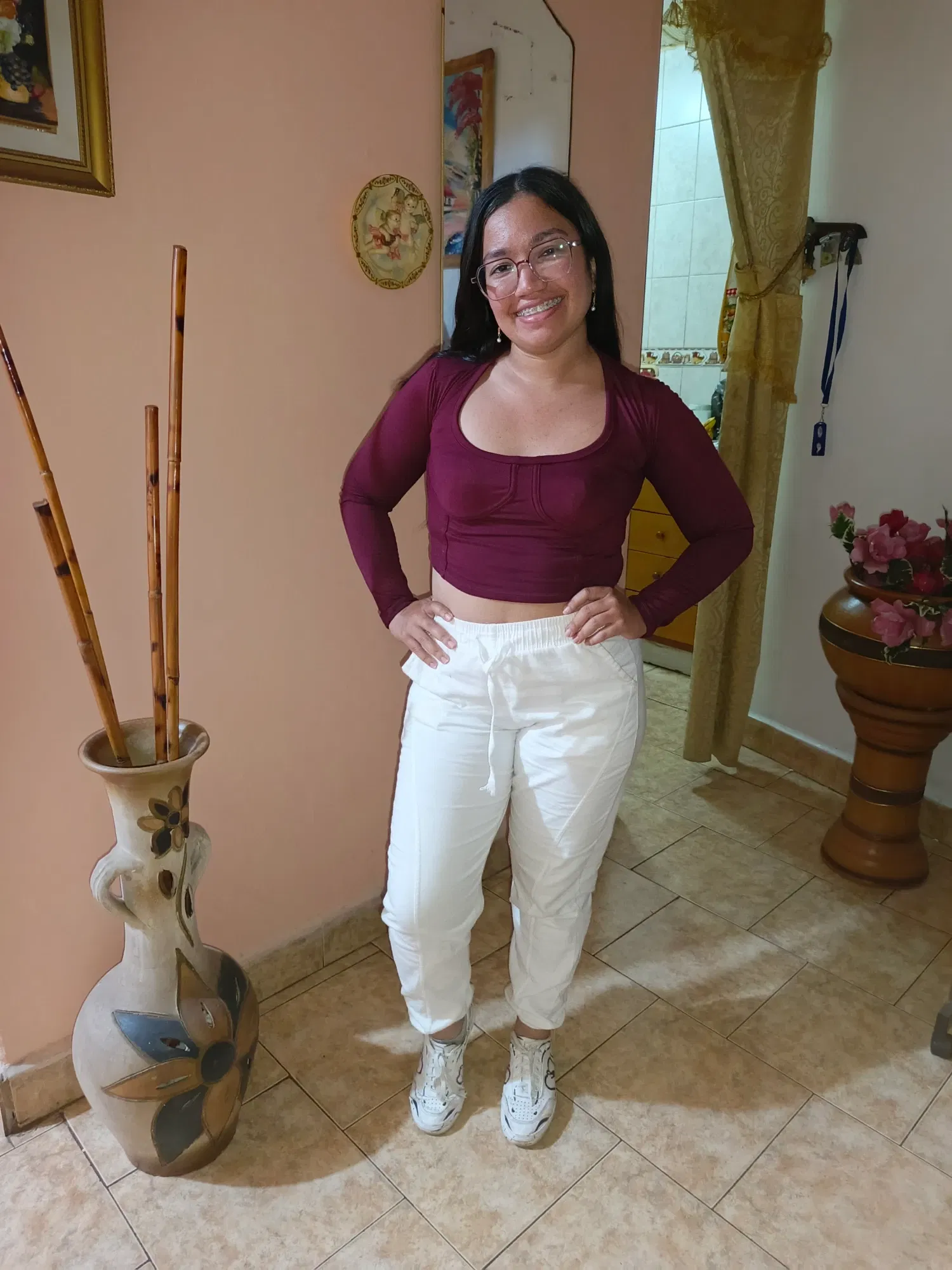 UB37rQQdq76Gs4h6_1001180506.webp