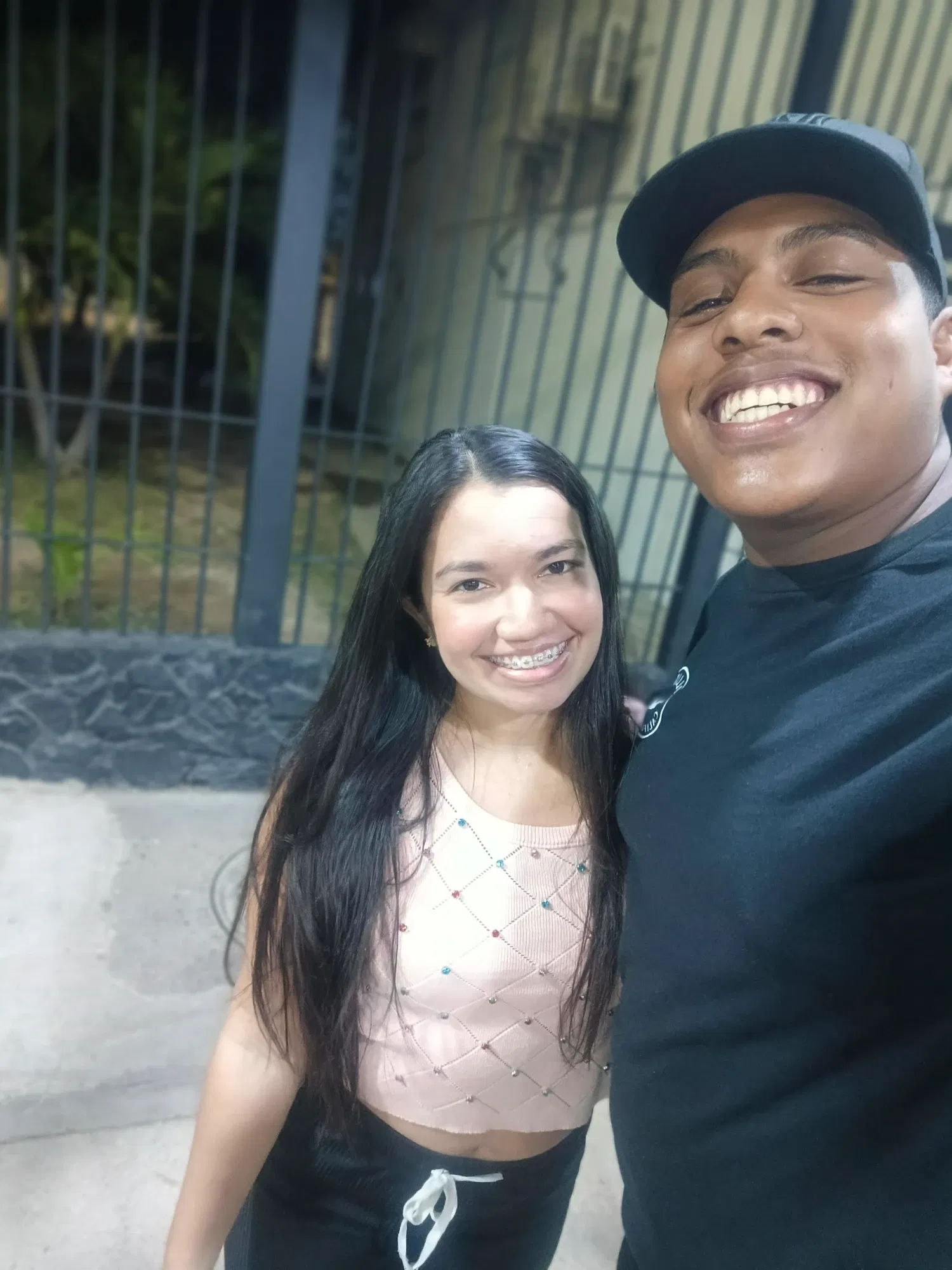 kJ9p2DbHTG8CgLCa_1001080464.webp