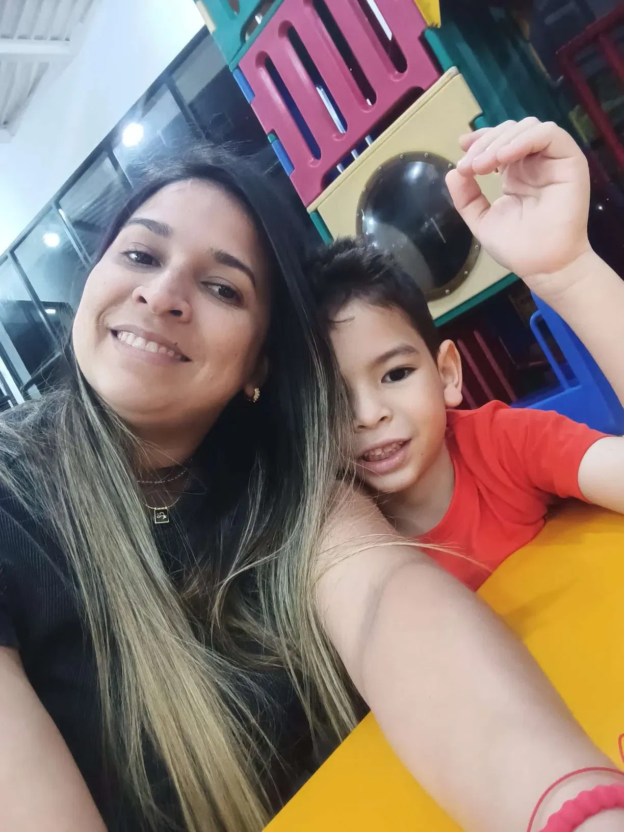 AhetpINTxowkKD0S_Compress_20250224_204740_0042.webp