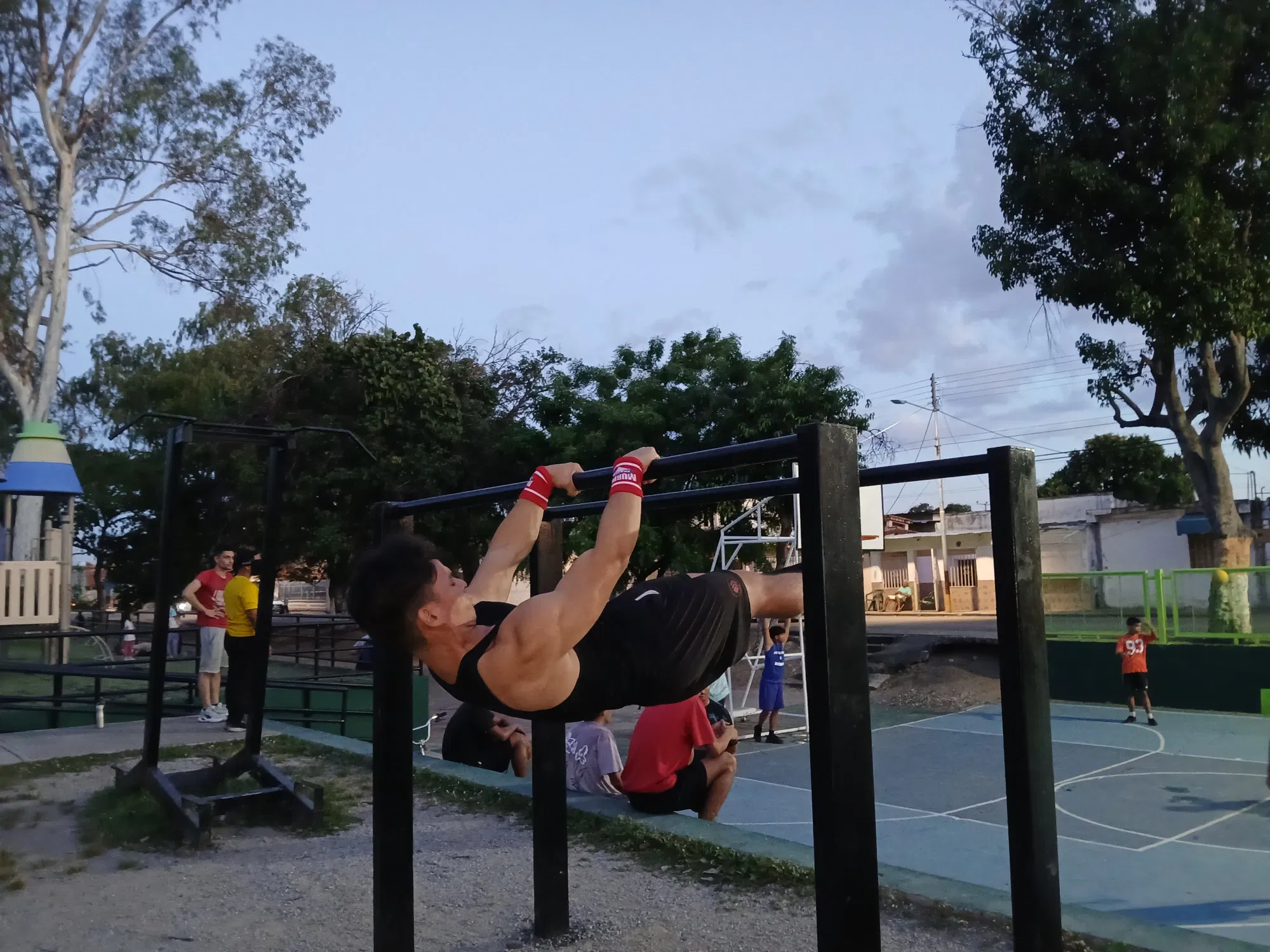 0RJDhsL56KP9piMa_1000603560.webp