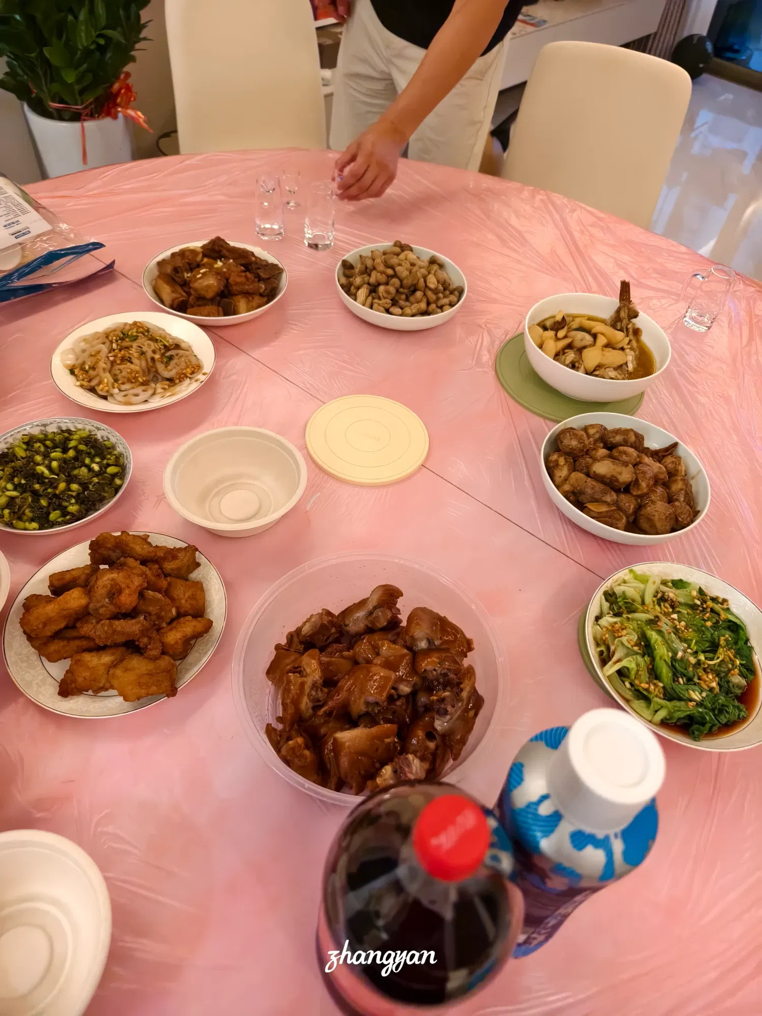 whswN341fQKTQeZ2_1000040152.webp