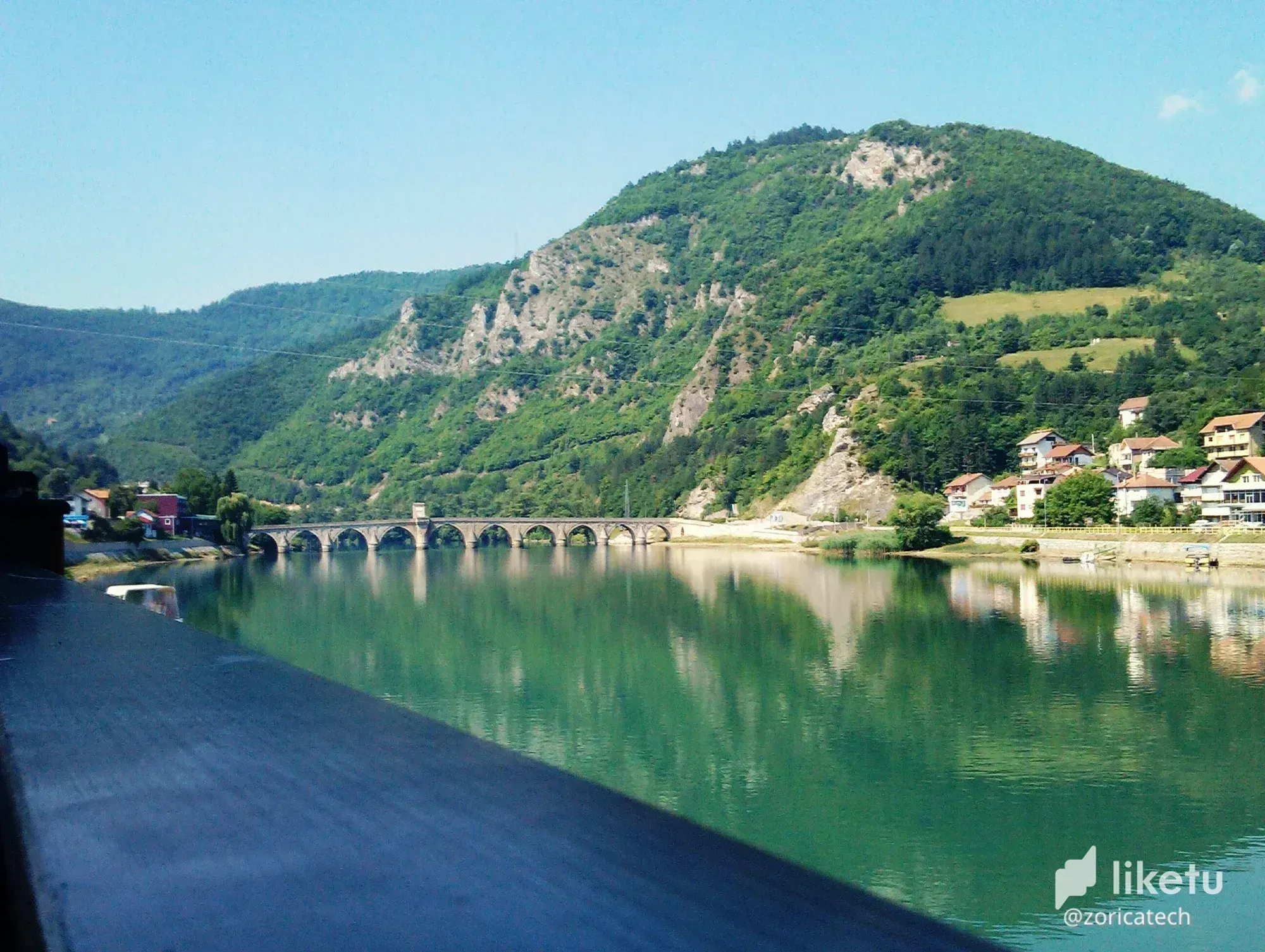 cl784e23400ei0om777i43pl7_Drina_9.webp