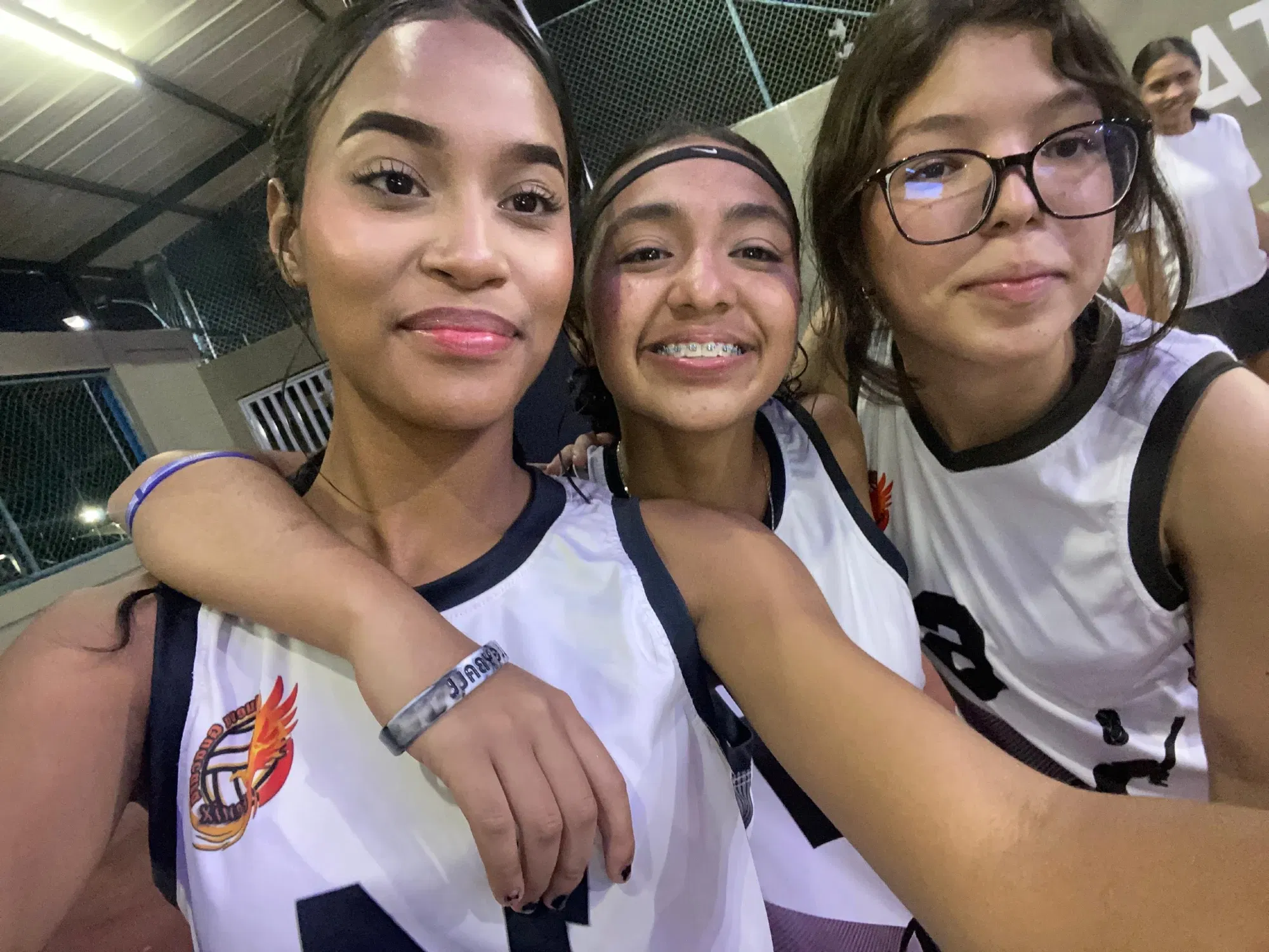 3pFXpyIsCenhYyfb_1000099450.webp
